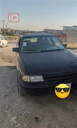 اوبل استرا